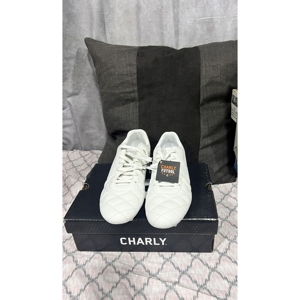 Charly Legendario 2.0 LT Men's Soccer Shoes White us7